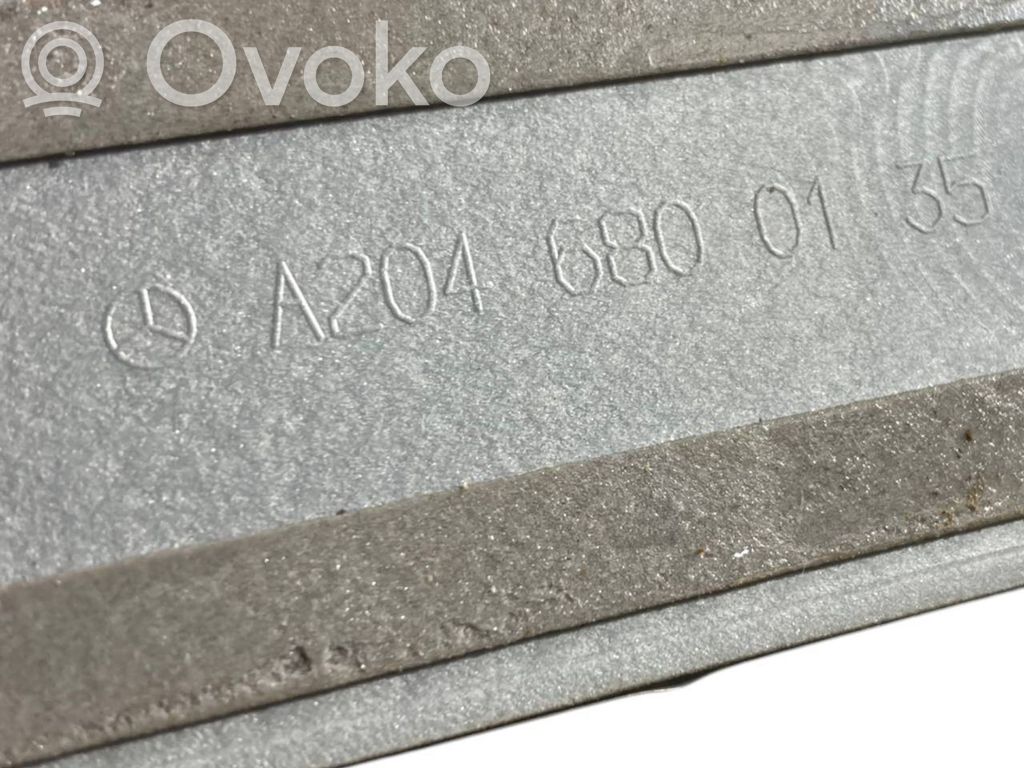 Priekšējā sliekšņa dekoratīvā apdare (iekšējā)