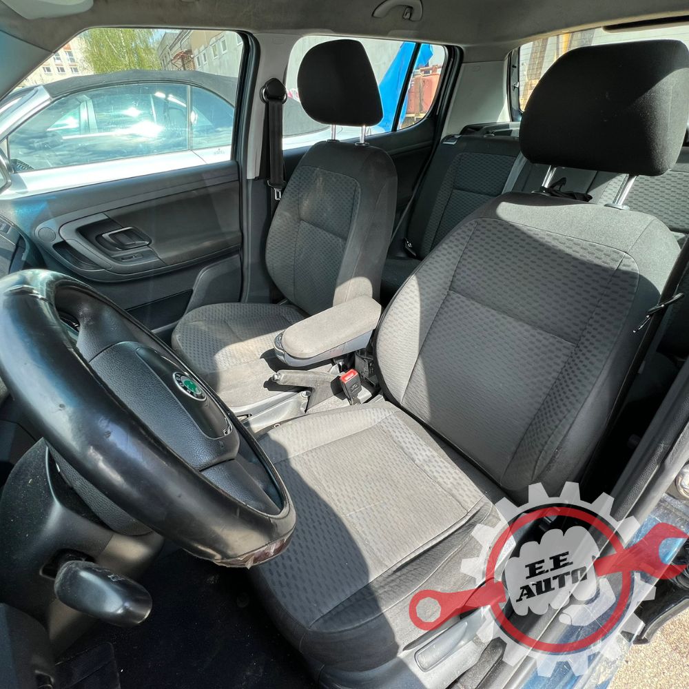 Skoda Fabia 2012 запасные части