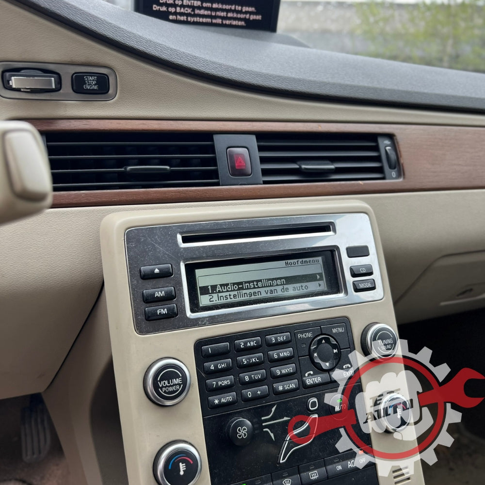 VOLVO XC70 2008.g. rezerves daļas