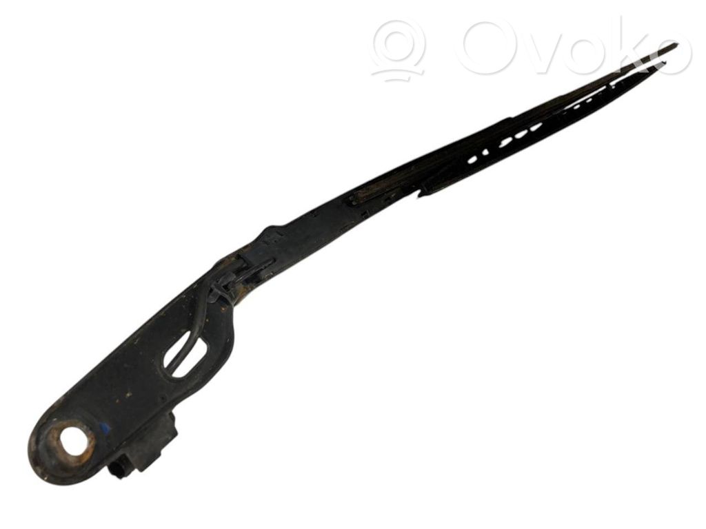 Priekšējā loga tīrītāja kājiņa