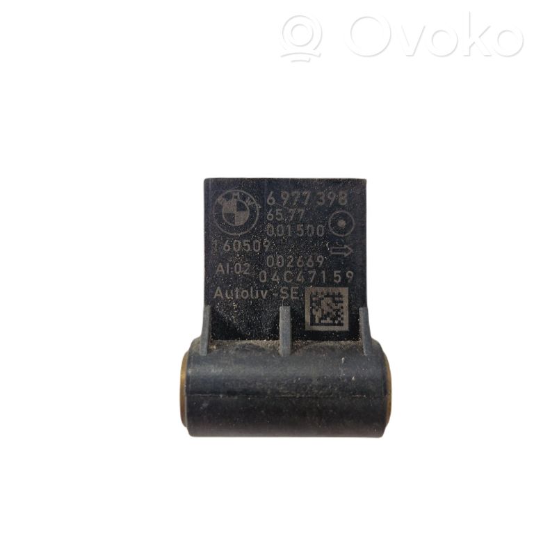 Airbag impact sensor
