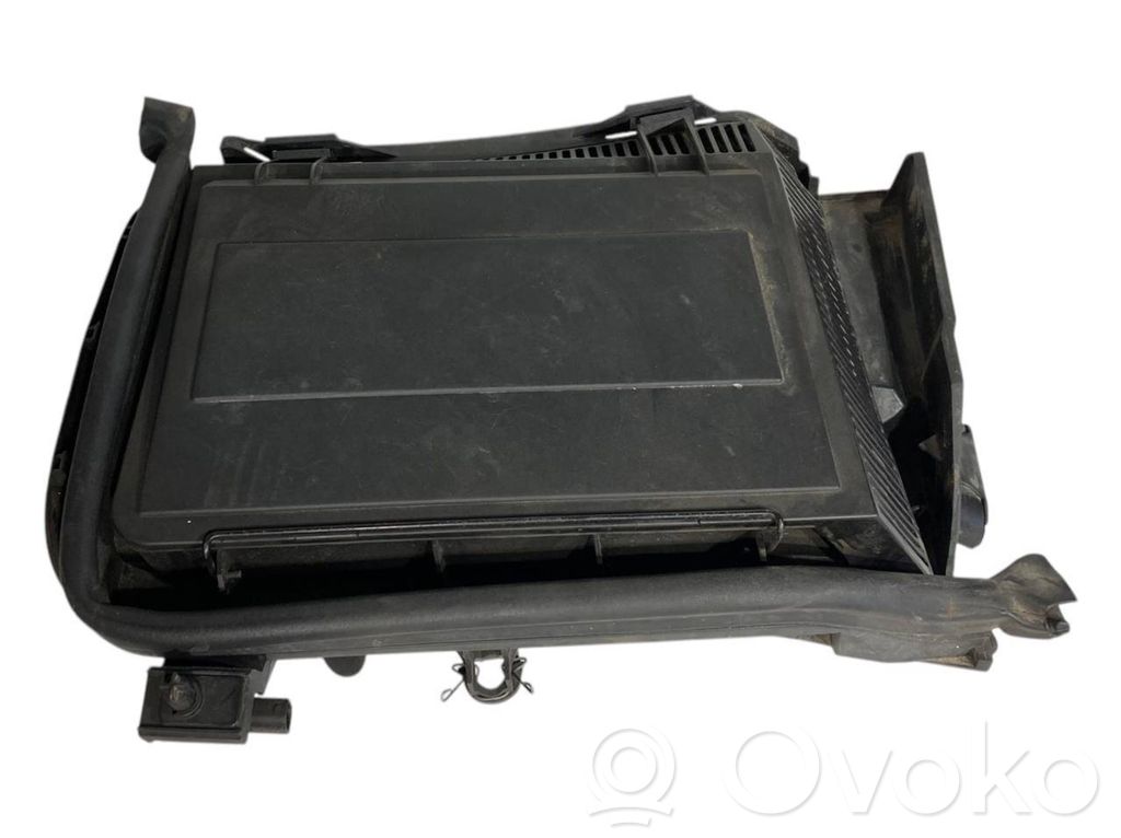 Air filter box
