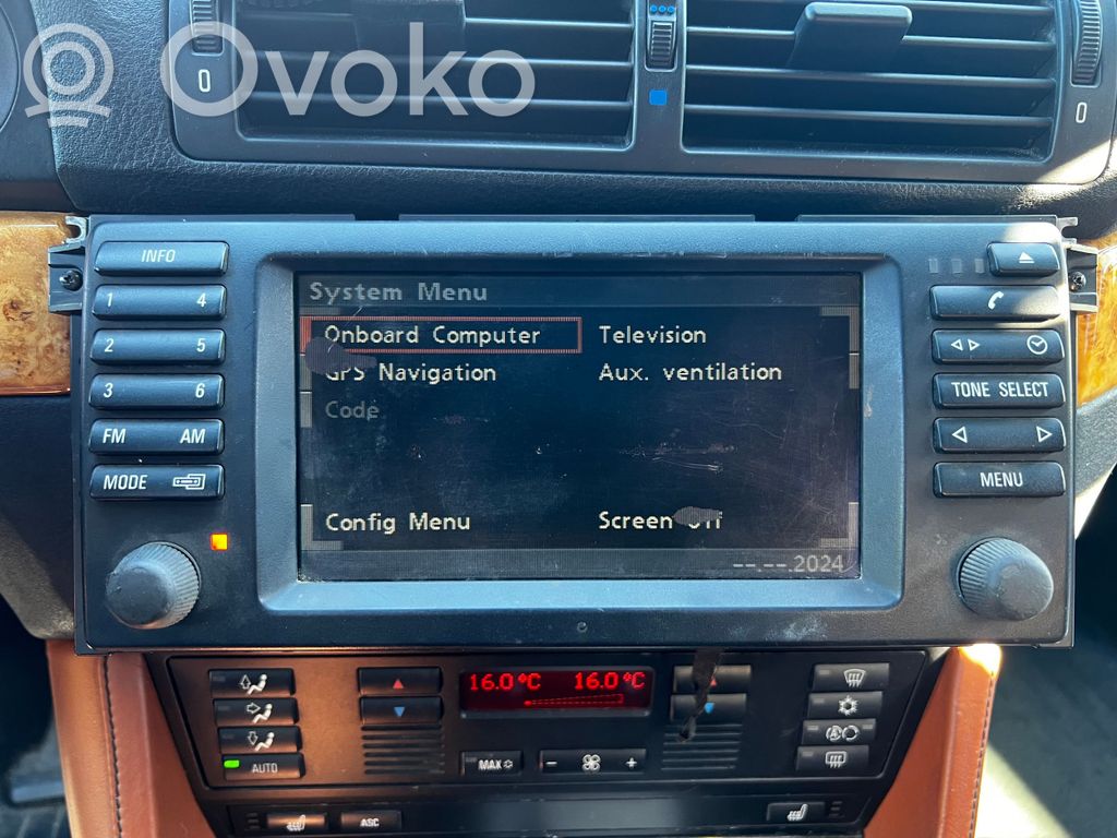 Radio / CD/DVD player / navigation