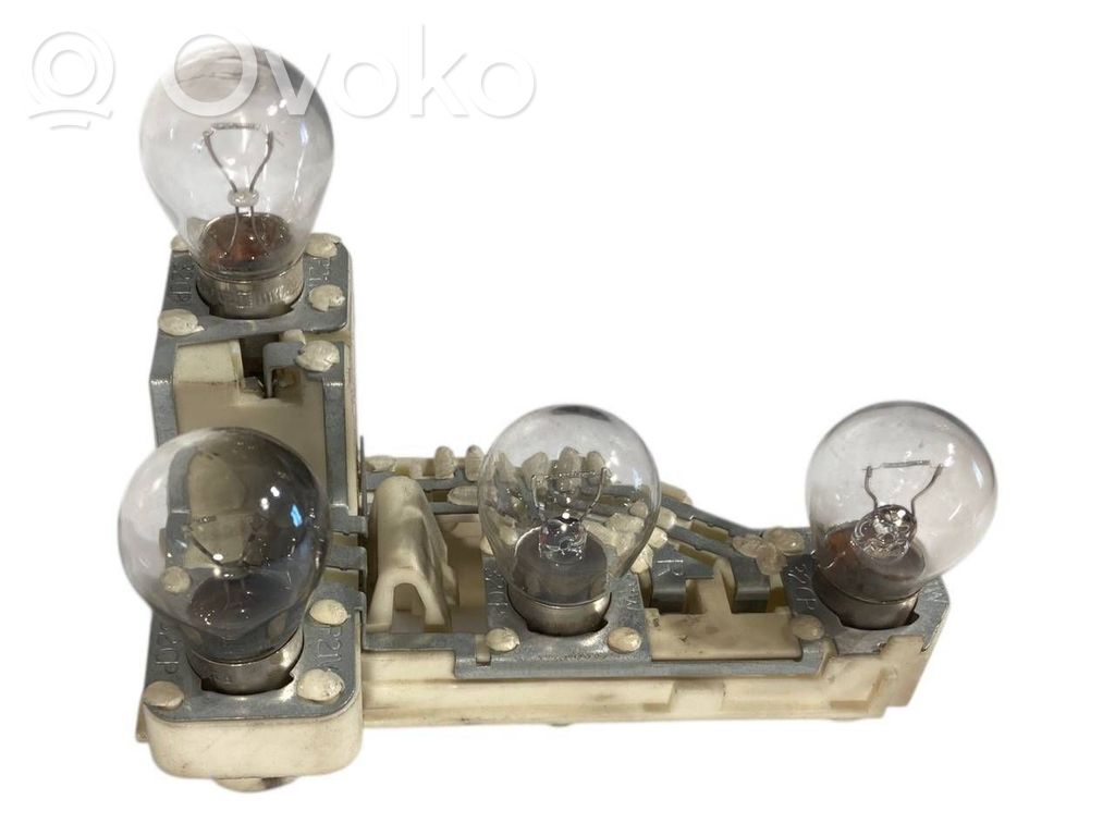 Rear lamp cover holder