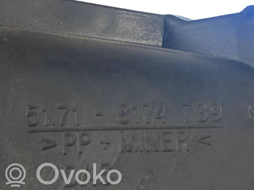 Верхняя часть панели радиатора (телевизор)