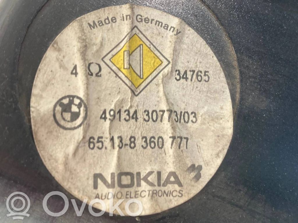 Динамик(и) в задней двери