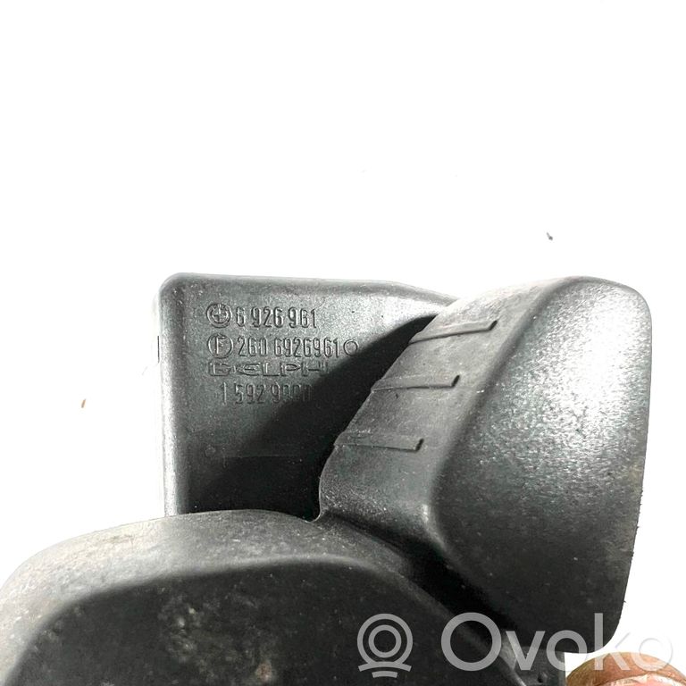 Seat adjustment switch(es)