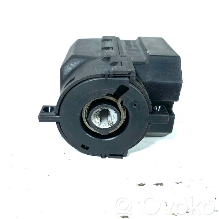 Ignition switch contacts