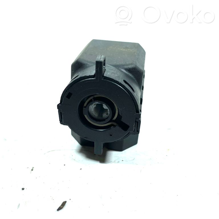 Ignition switch contacts