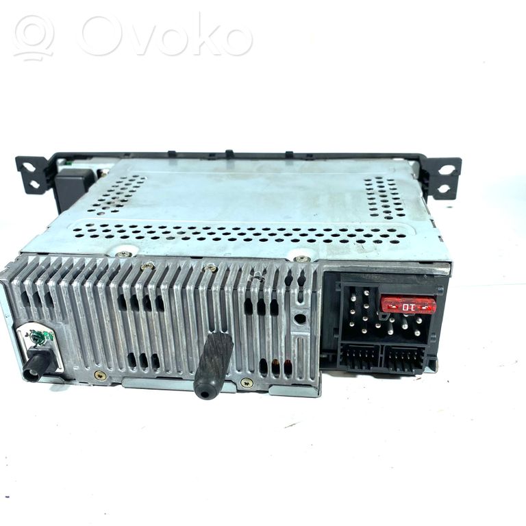 Radio / CD/DVD player / navigation