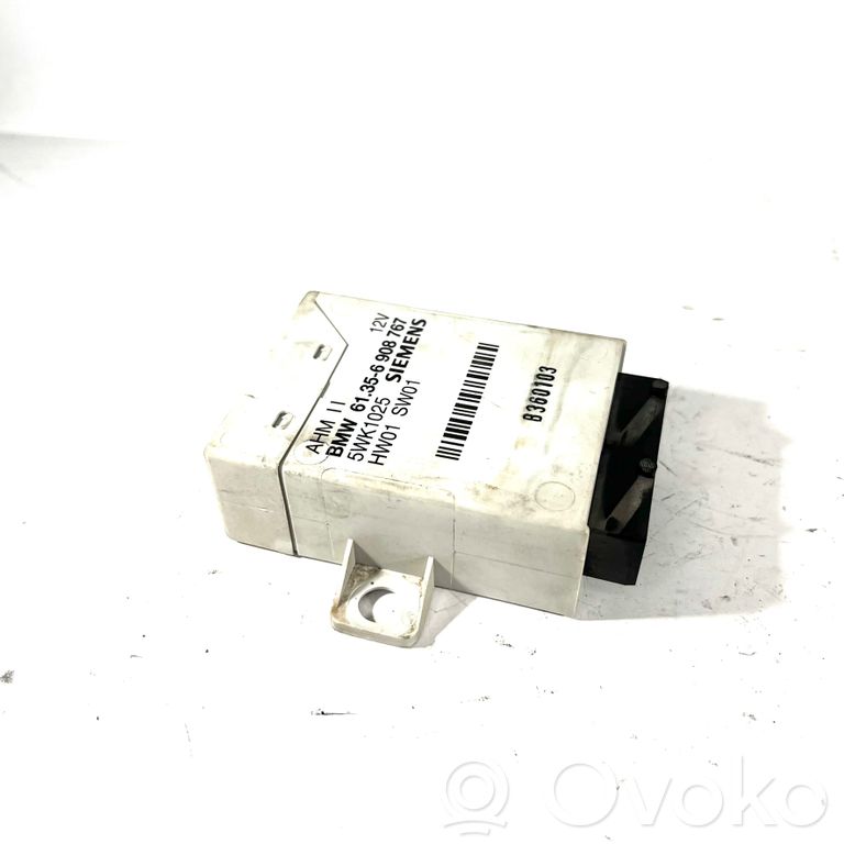 Trailer hitch control unit