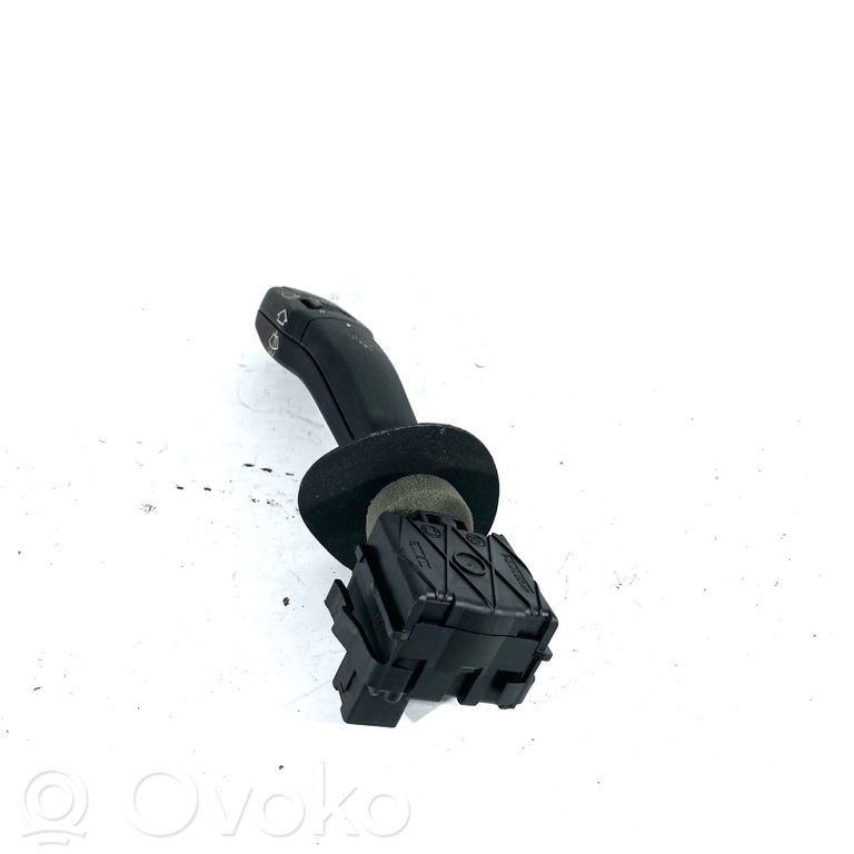 Wiper control button stalk