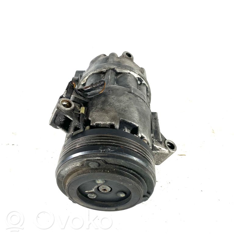 Air conditioner compressor (pump)