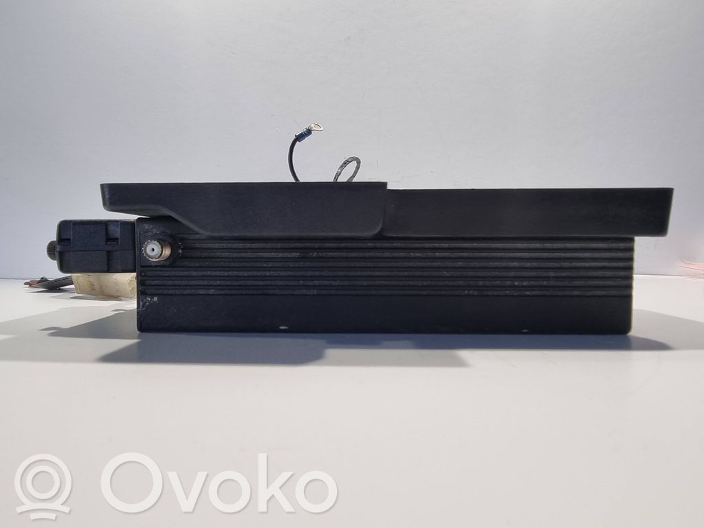 Tālruņa vadības bloks