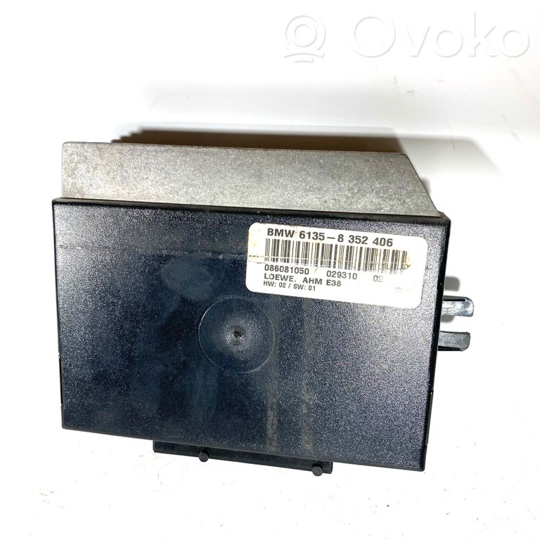 Trailer hitch control unit