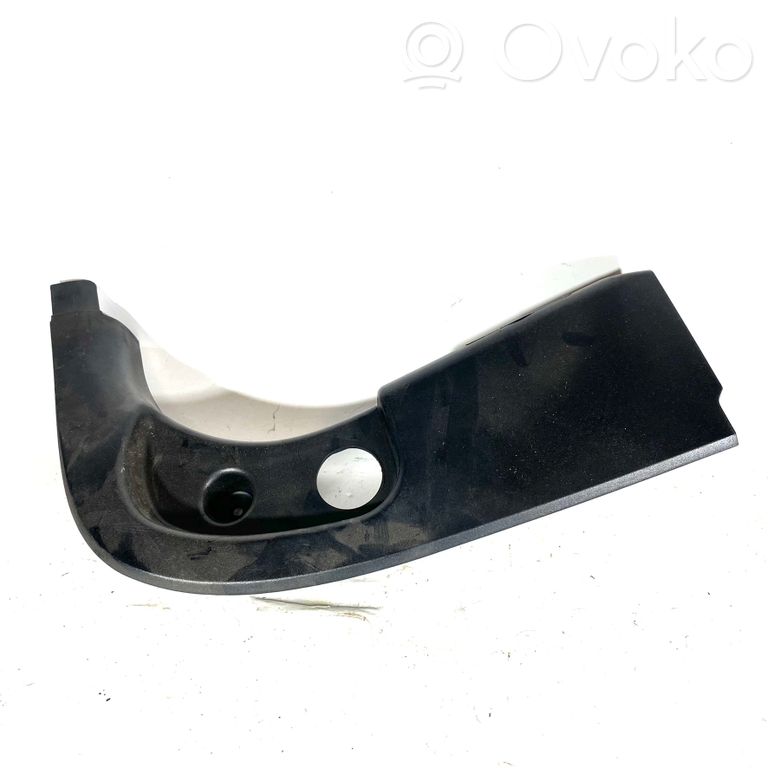 Side decorative trim for the footwell