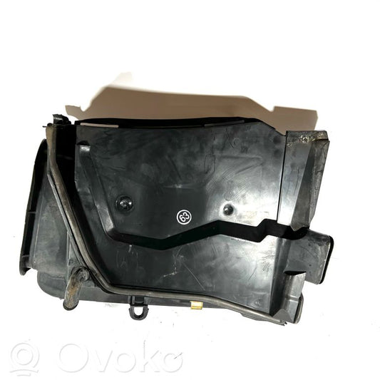 Salona gaisa mezgla plastmasas korpuss