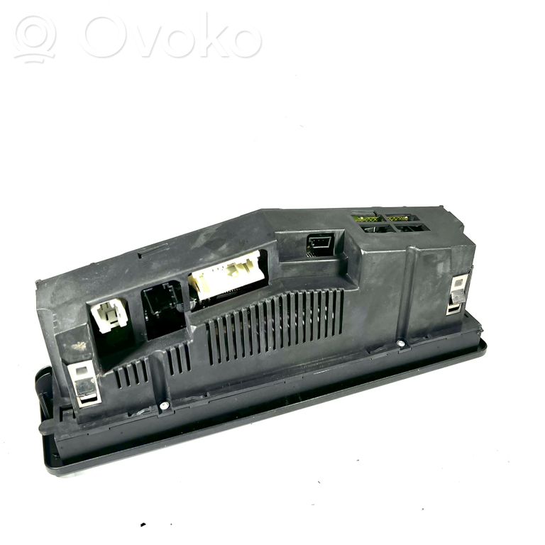 Gaisa kondicionēšanas / salona apsildes vadības bloks