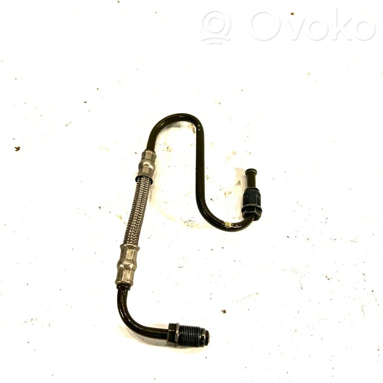 Caurulīte (-es) / trubiņa (-as)