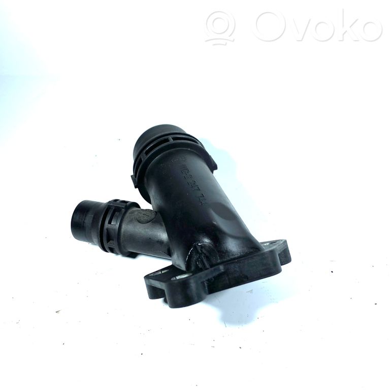 Caurulīte (-es) / šļūtene (-es)