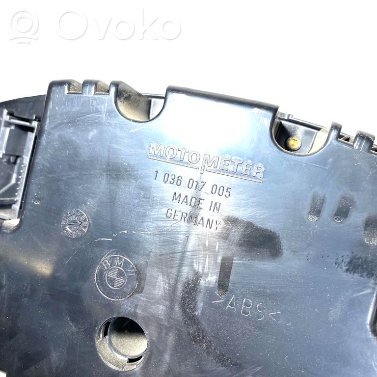 Spidometrs (instrumentu panelī)