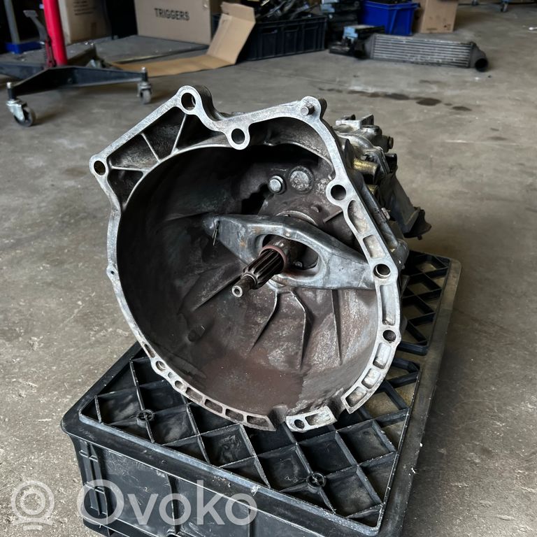 Mehāniska 5 ātrumu pārnesumkārba