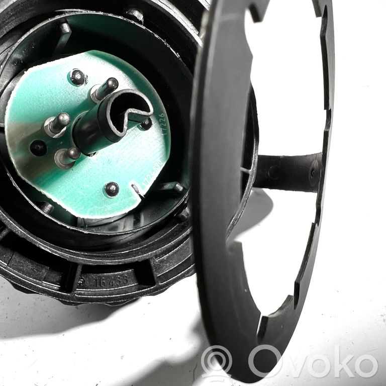 Крышка блока предохранителей