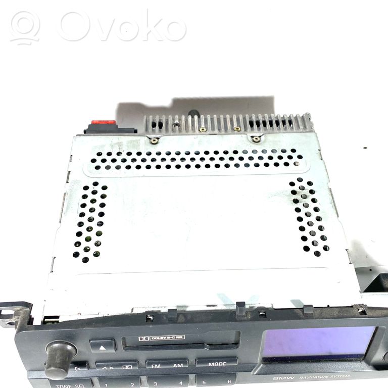 Radio / CD/DVD atskaņotājs / navigācija