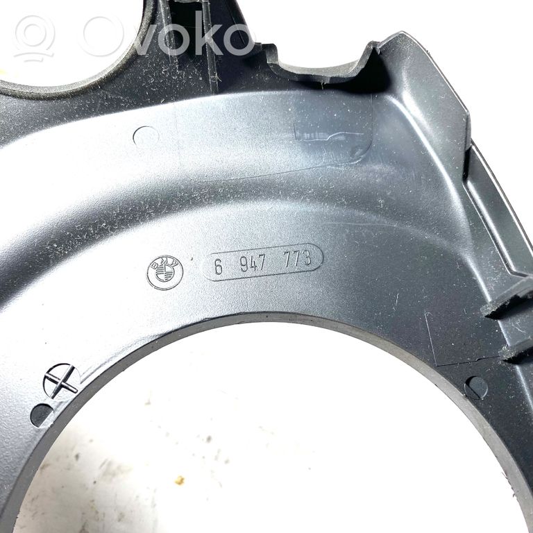 Stūres ass dekoratīvā apdare