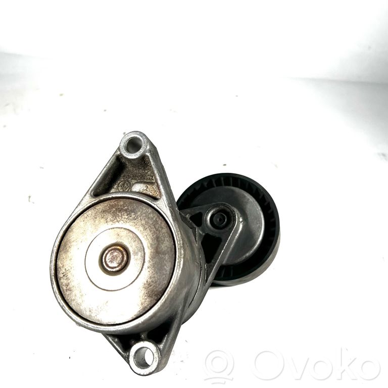 Siksnas spriegotājs