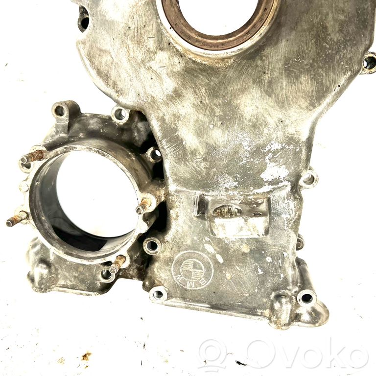 Sadales vārpstas piedziņas ķēdes vāciņš