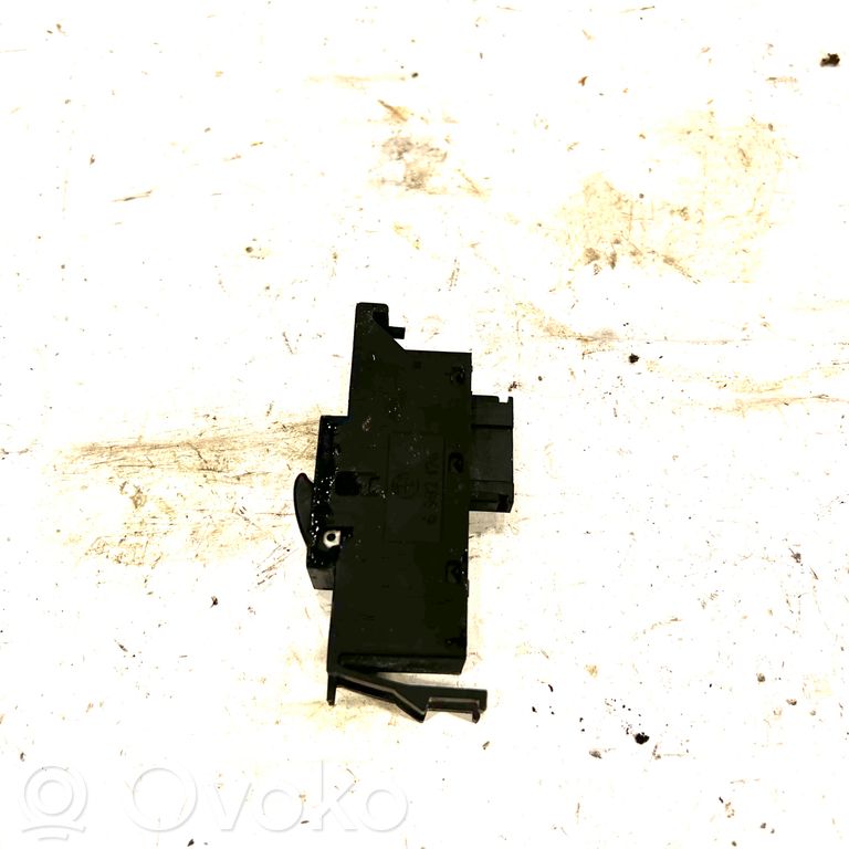 Power window switch