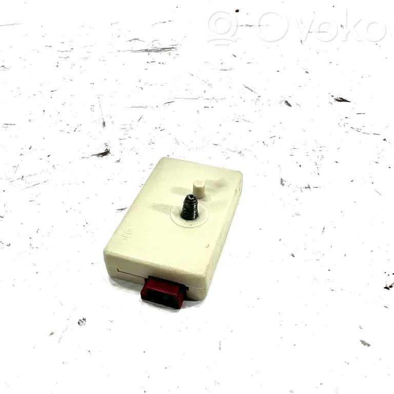 Antenna amplifier