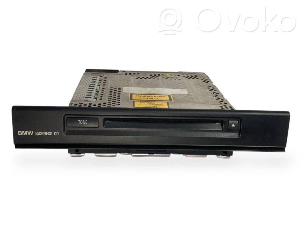 Radio / CD/DVD player / navigation