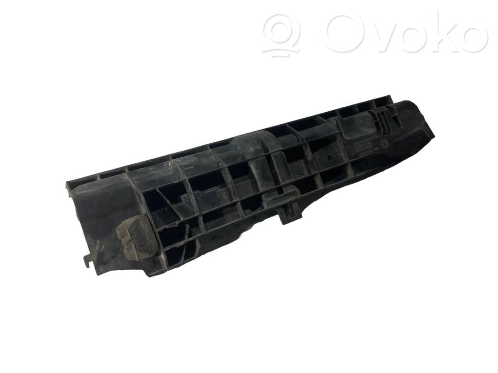 Radiator(s) holder/bracket