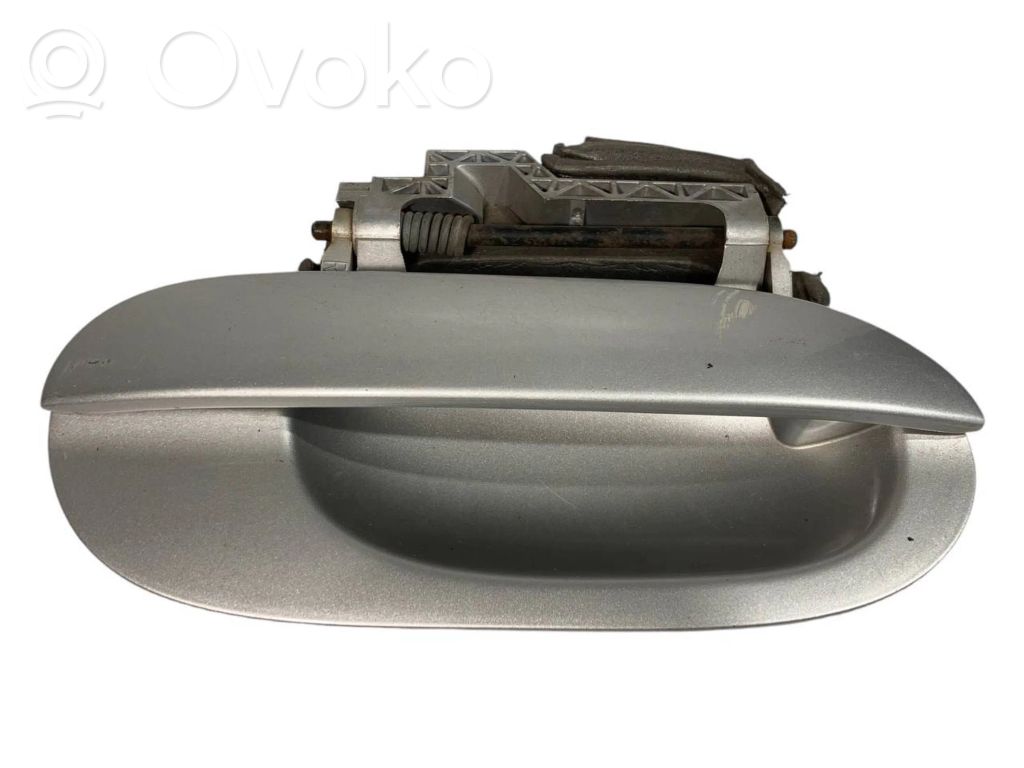 Внешняя ручка открывания