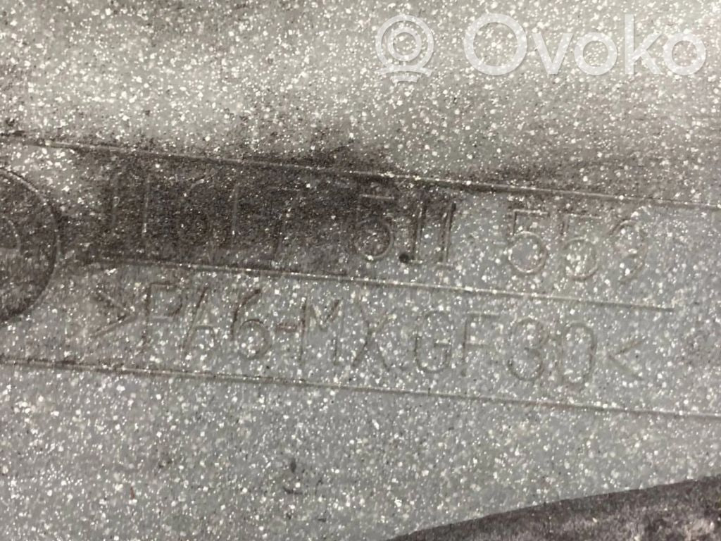 Dzinēja pārsegs (dekoratīva apdare)