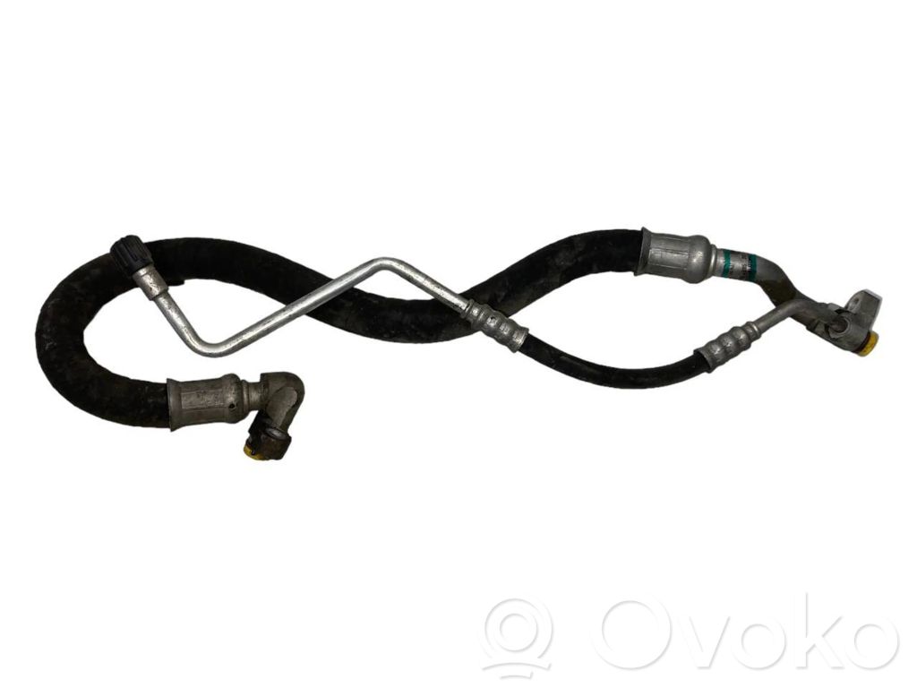 Air conditioner pipe(s) / hose(s)
