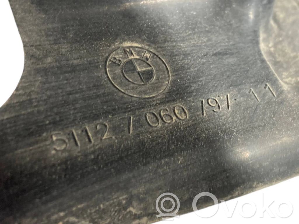 Aizmugurējā bufera montāžas kronšteins