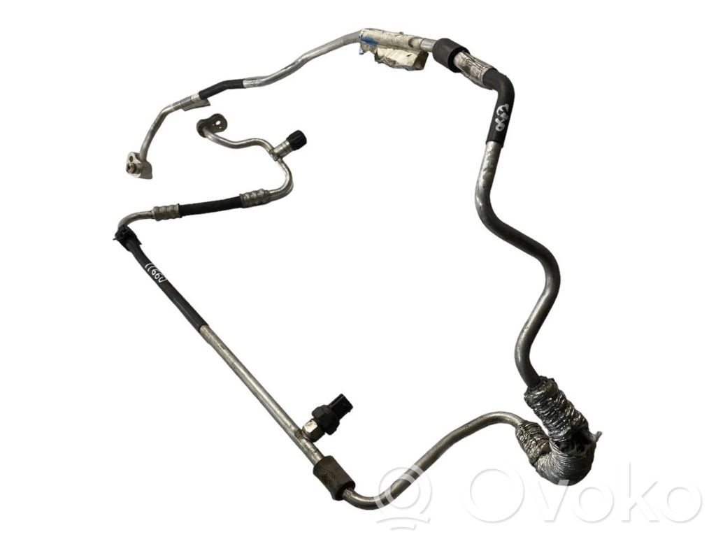 Air conditioner pipe(s) / hose(s)