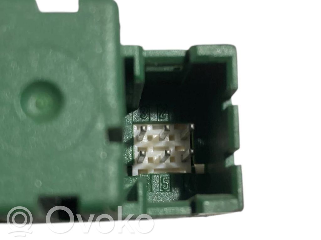 Window electric heating switch