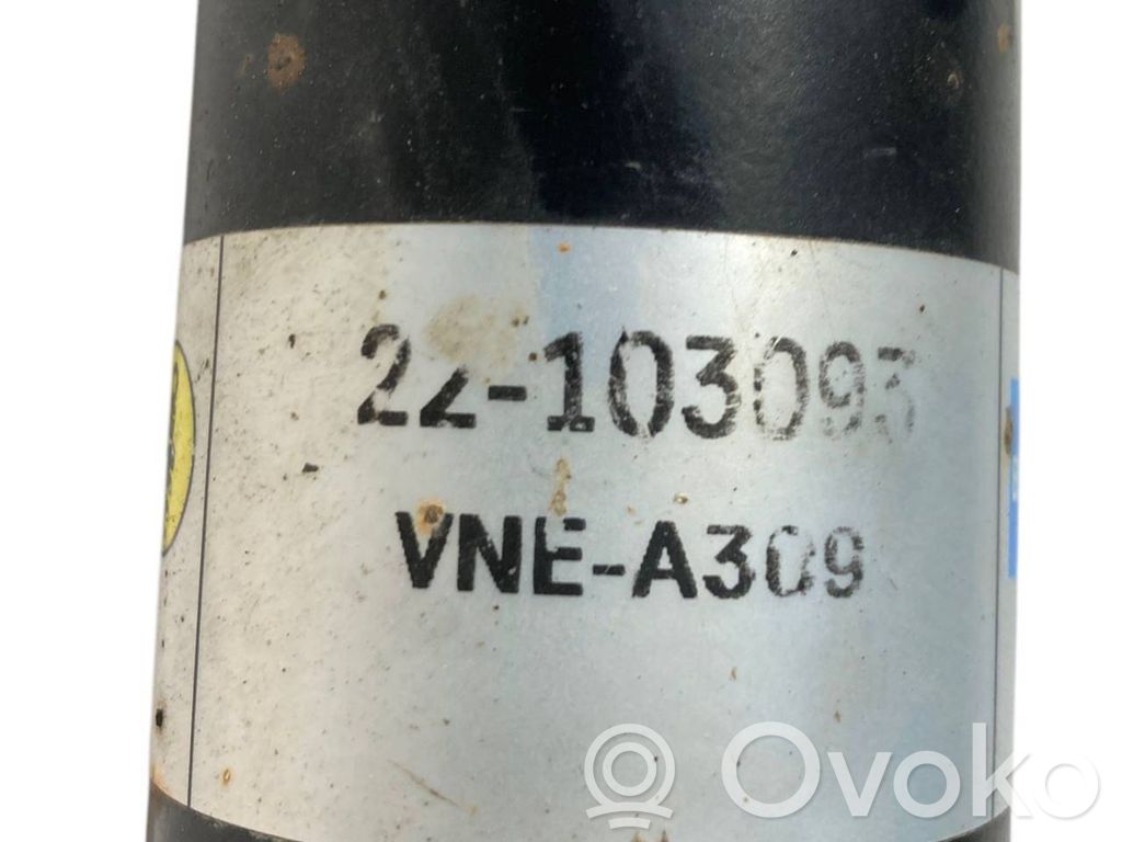 Priekšpusē amortizators ar atsperi