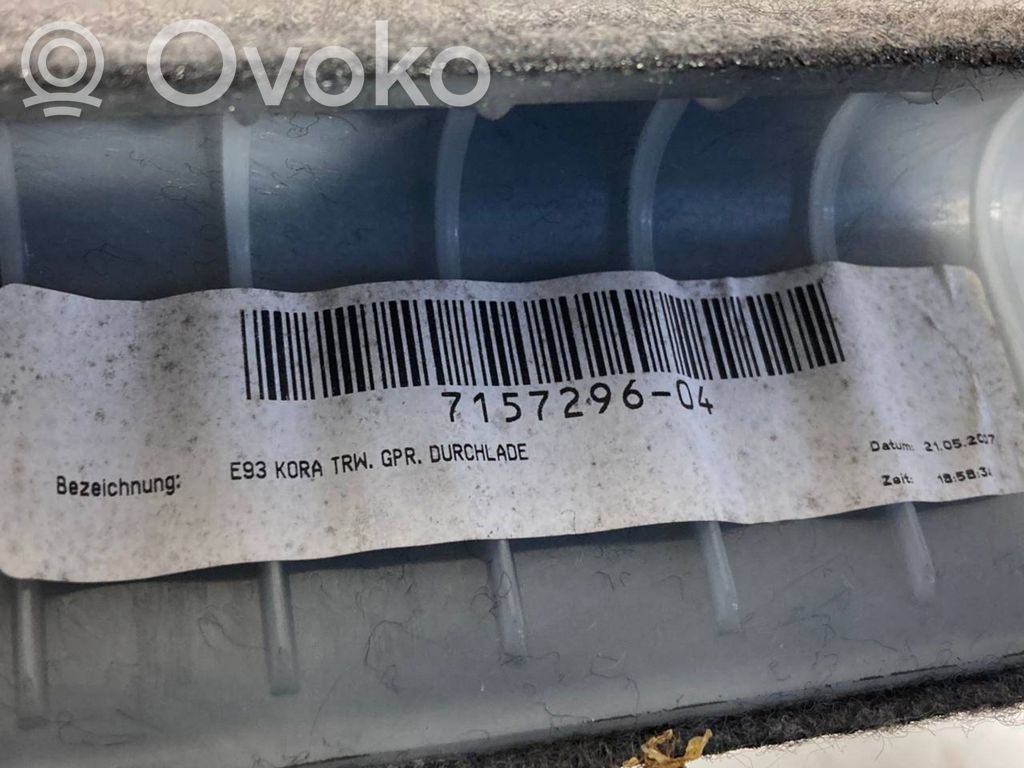 Bagāžnieka sānu apakšējās apdares panelis