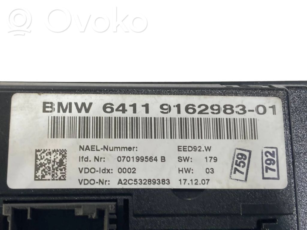 Air conditioning / climate control / interior heating control unit (in the passenger compartment)