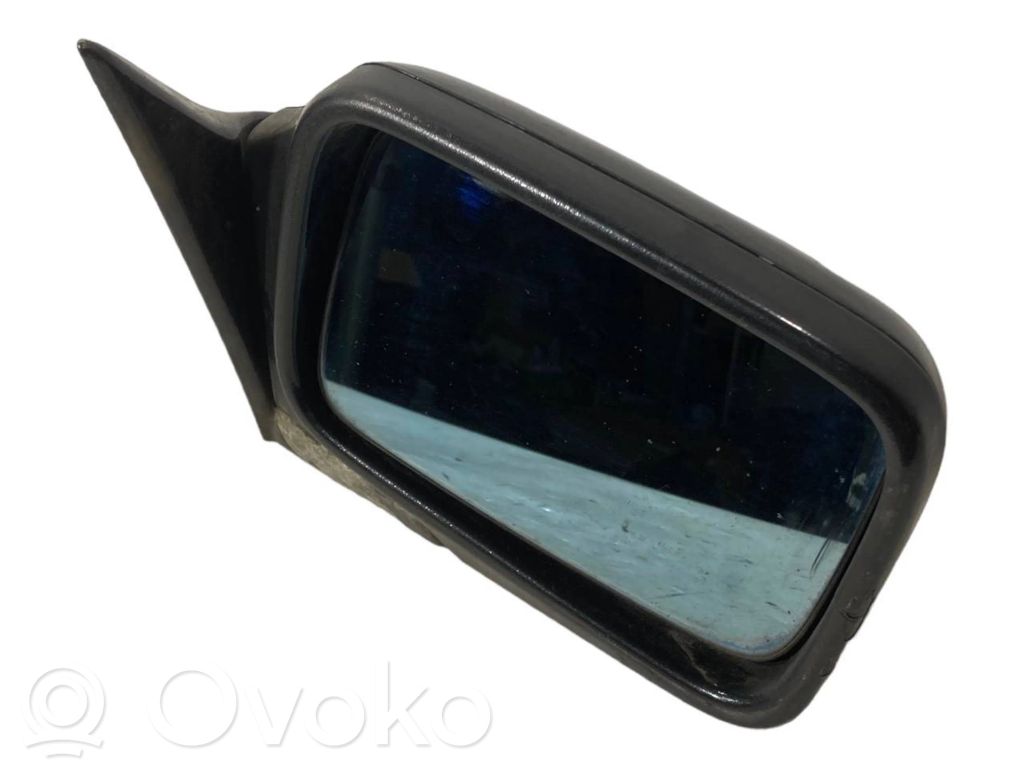 Mirror (electrically controlled)
