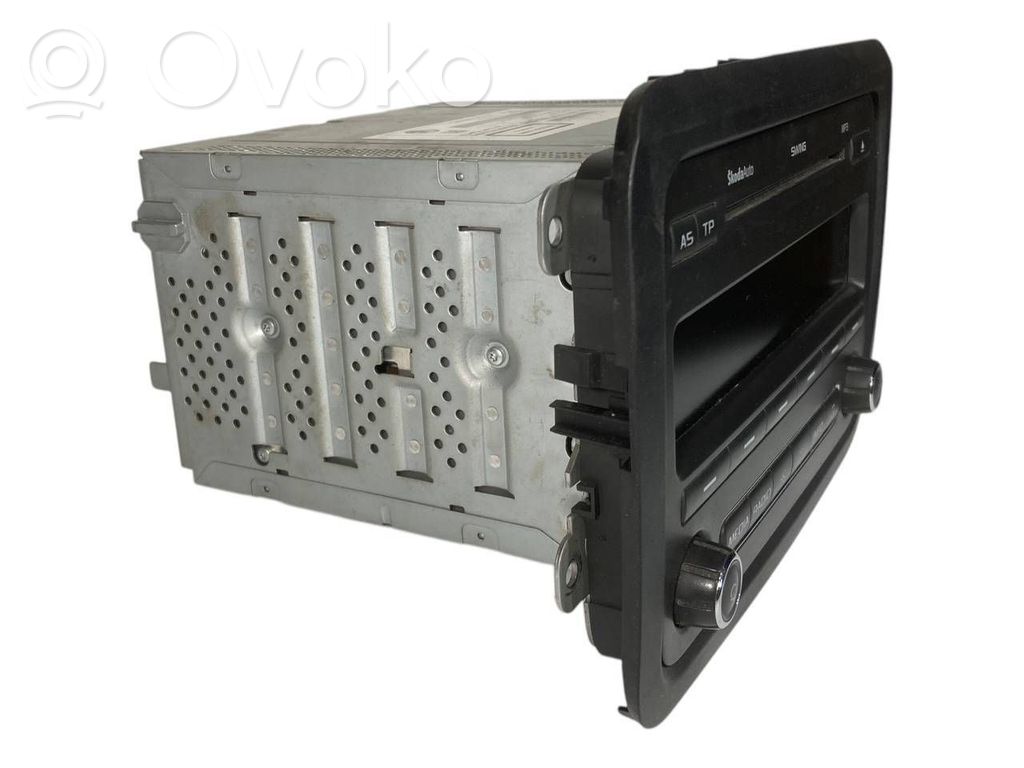 Radio / CD/DVD player / navigation
