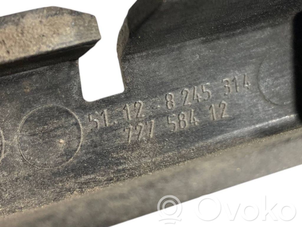 Rear bumper mounting bracket