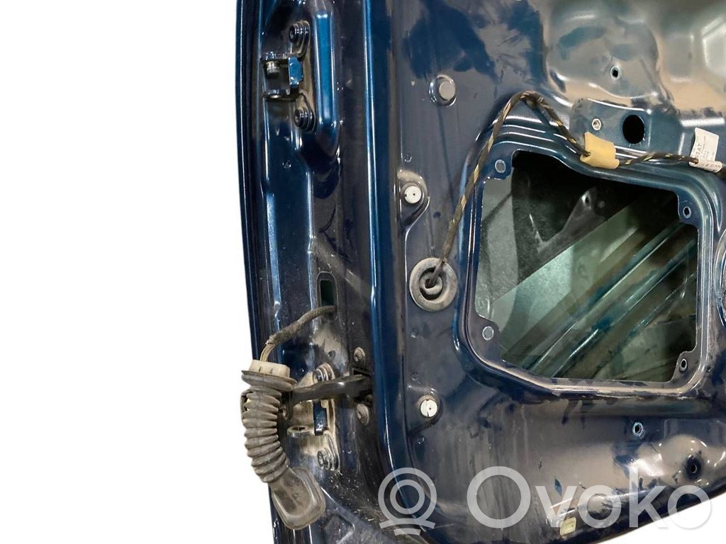 Rear door