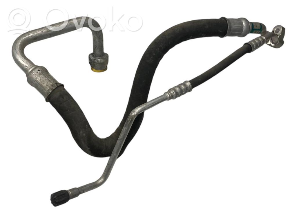Air conditioner pipe(s) / hose(s)