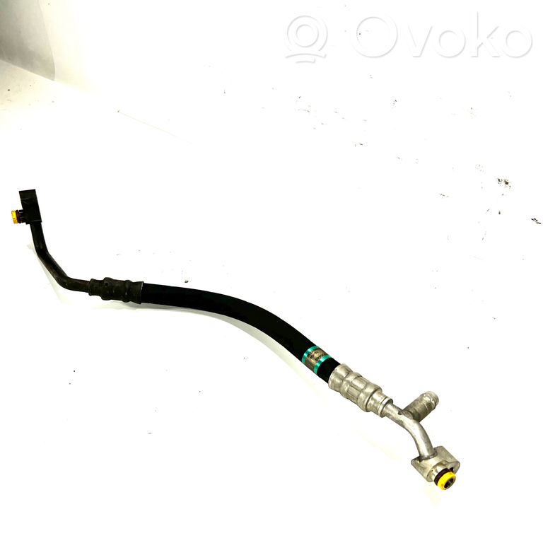Air conditioner pipe(s) / hose(s)